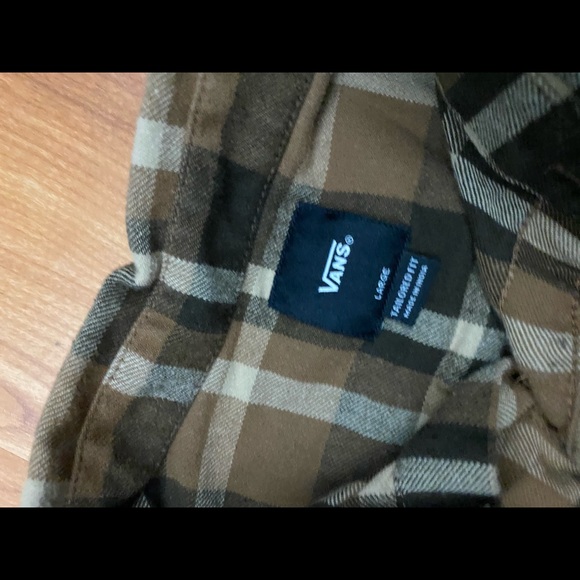 ButtonUp dress shirts - Picture 6 of 6